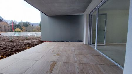 location Appartement T2 DE 48.06m² À COUBLEVIE - Photo 4