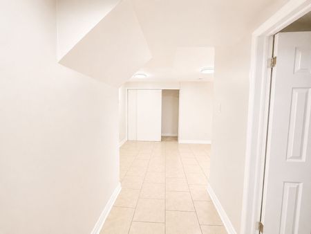 For Lease - 67 Brentwood Drive Unit# Lower, Hamilton, Ontario - Photo 5