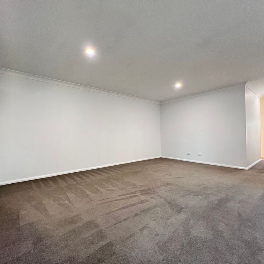 Kootingal Duplex - Photo 1