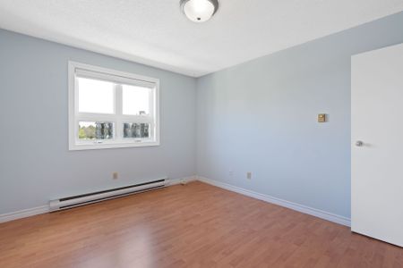 For Lease - 15 Jacksway Crescent Unit# 315, London North, Ontario - Photo 5