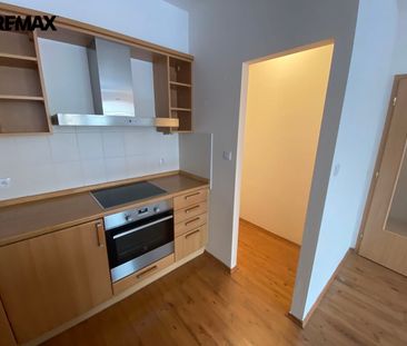 Pronájem bytu 2+kk v osobním vlastnictví 57 m², Praha 5 - Hlubočepy - Photo 1