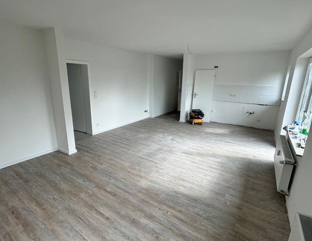 Schöne sanierte 55 m² Wohnung in Essen Schonnebeck - Foto 1