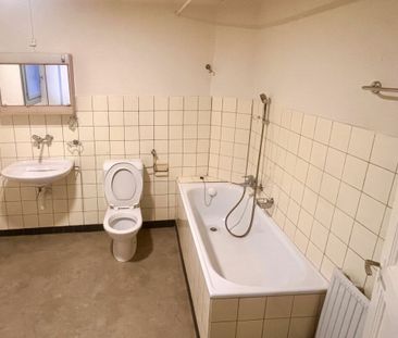 Appartement de 2.5 pièces au centre ville - Photo 3