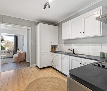 FAMILY HOME IN GREAT LOCATION! - Photo 1