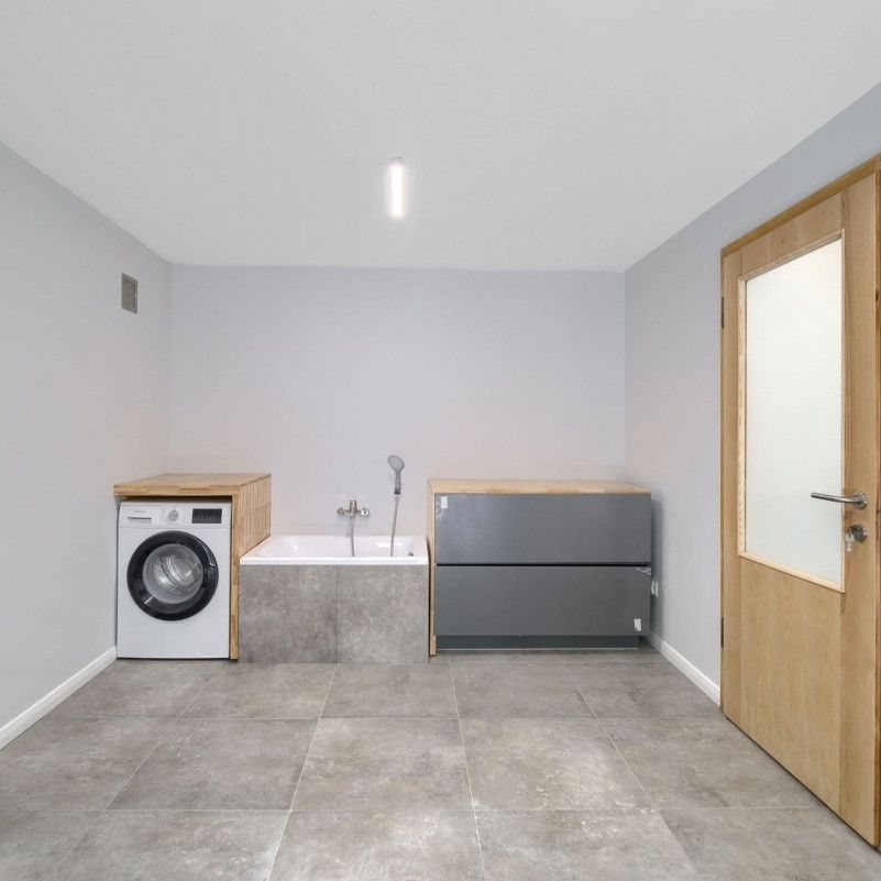 Dom z ogrodem na wynajem - Smochowice - Zdjęcie 1