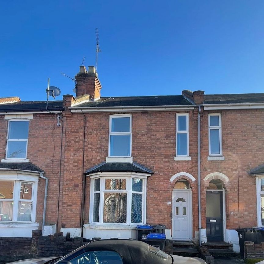 1 bedroom in a house share to rent - Photo 1