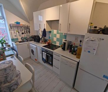 1 bedroom flat to rent - Photo 6