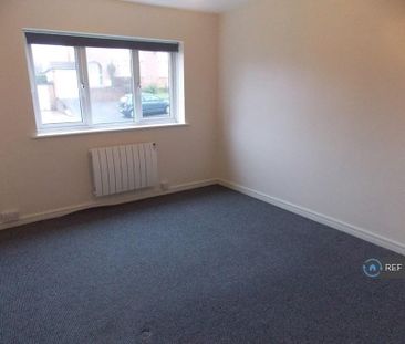 2 bedroom maisonette to rent - Photo 6