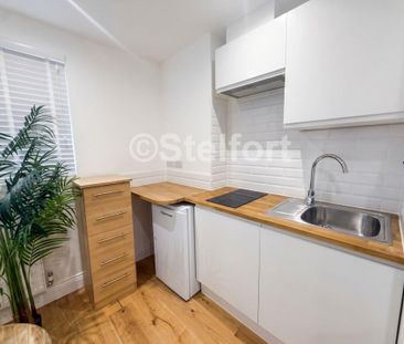 Studio to rent - Photo 3