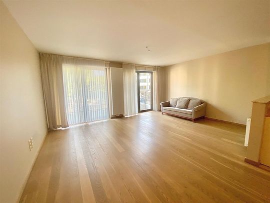 Prachtig appartement in het centrum van Aalst - Photo 1
