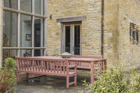 6 bedroom country house to rent - Photo 4