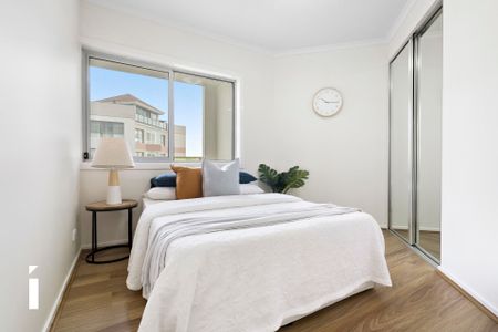 37/58 Cowlishaw Street, Greenway - Photo 5
