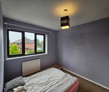 3 bedroom semi-detached house to rent - Photo 2