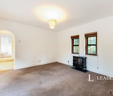 2 bedroom barn conversion to rent The Street, Ewhurst, Cranleigh, S... - Photo 2