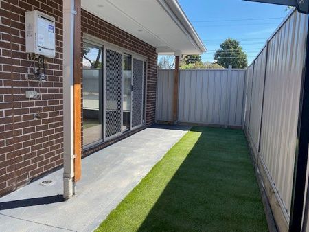 1/152 Widford Street, Broadmeadows VIC 3047 - Photo 3