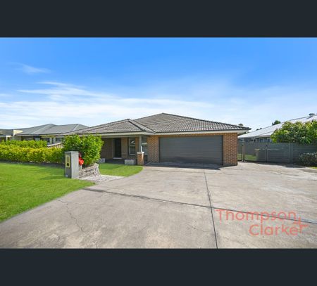 34 Nolan Crescent, Metford, NSW 2323 - Photo 2