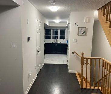 For Lease - 2390 Chevron Prince Path, Oshawa, Ontario - Photo 4