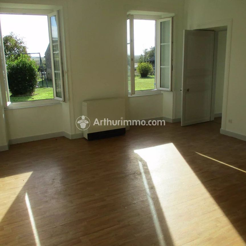 Location Maison 6 pièces 126 m2 à Loulay - Photo 1