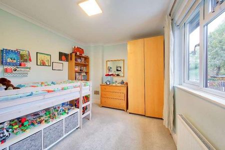 Gorse Rise, London, SW17 - Photo 5