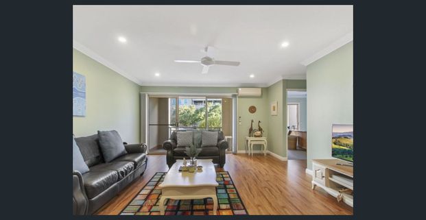 City Living in this Stunning Apartment - Photo 1