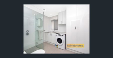 MODERN LIVING - Photo 5