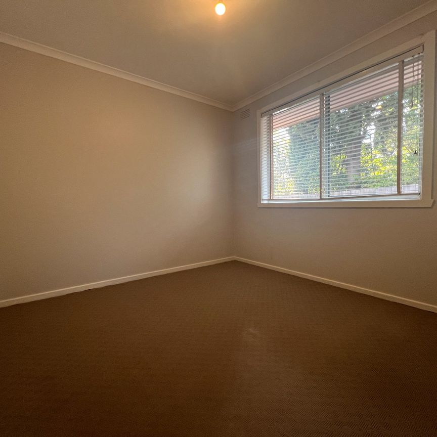 2 Bedroom unit in central location - Photo 1