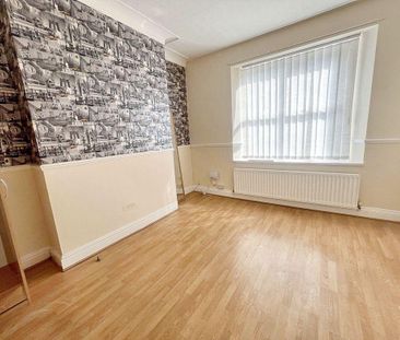 2 bed lower flat to rent in NE28 - Photo 4