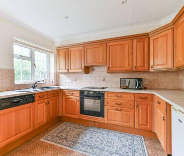 3 bedroom terraced house to rent - Photo 6