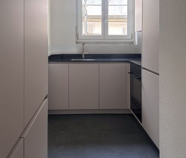 Frisch sanierte Wohnung an zentraler Lage sucht Sie! - Photo 3