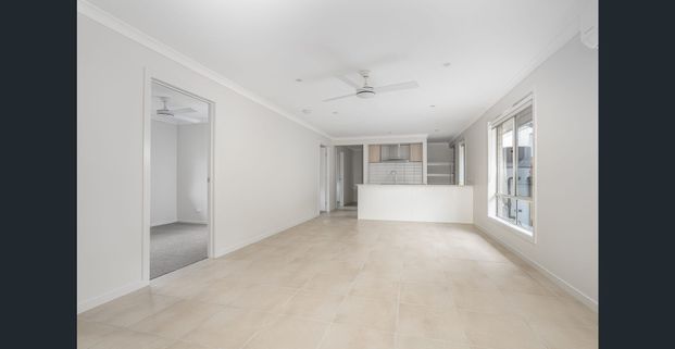 Modern Living in Deebing Heights - Photo 1