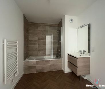 Location Appartement 3 pièces 63m² - Photo 4