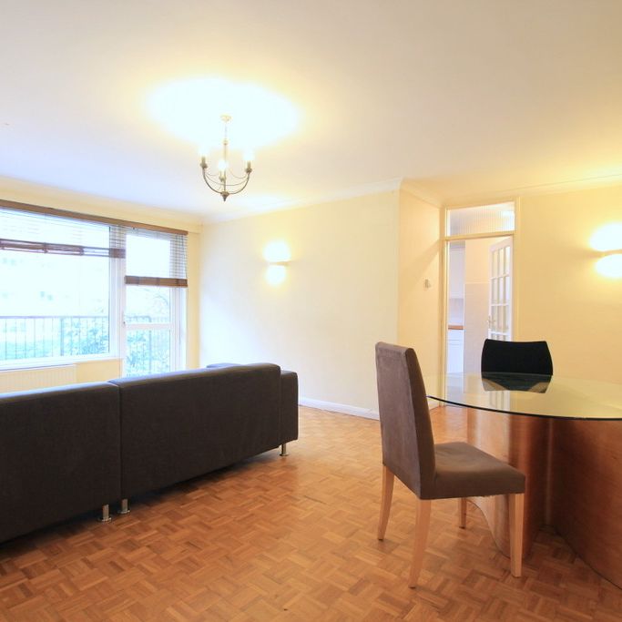 3 Bedroom Apartment, Manor Gate, St. John’s Avenue, London SW15 - Photo 1