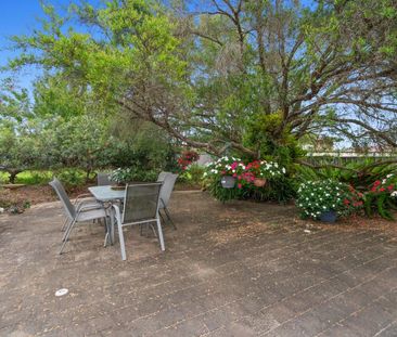 Stunning Family Home! - Photo 6