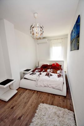 Kiadó újszerű állapotú lakás - Debrecen - Fotó 1