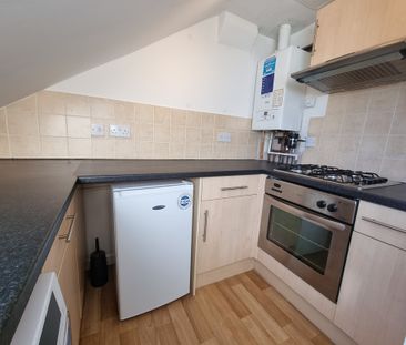 1 Bed Student Accommodation - Photo 6