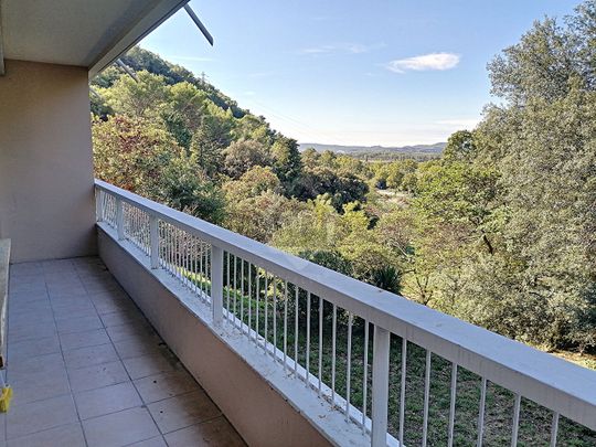 Appartement 3 chambres + bureau - balcon-eau comprise, - Photo 1