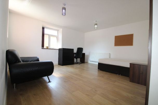 Flat , - Moor Lane, Preston - Photo 1