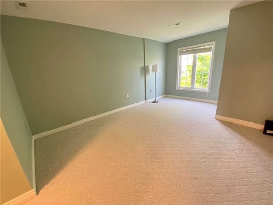 For Lease - 515 North Service Road Unit# 78, Hamilton, Ontario - Photo 1