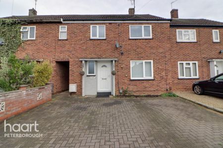 3 bedroom terraced house to rent - Photo 3