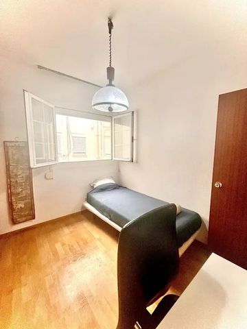 Carrer de Sardenya, Barcelona, Catalonia 08013 - Photo 2