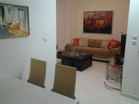 Studio/Γκαρσονιέρα για ενοικίαση Πλατεία Ναυαρίνου (Κέντρο Θεσσαλονίκης) - Φωτογραφία 2