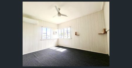 WATERLOO? MORE LIKE WOW-TERLOO - Photo 4