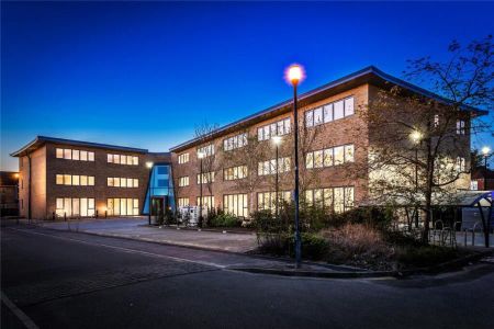 Golden House, Guildford - 1 bedroomProperty for lettings - Seymours - Photo 2