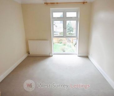 3 bedroom semi-detached house to rent - Photo 6