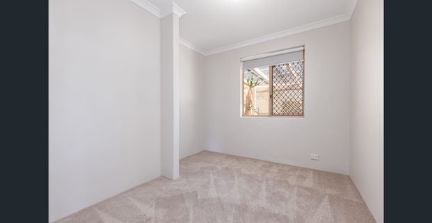 Comfortable 3Bed Family Home - Photo 1