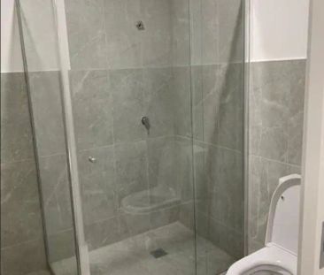 “Spacious & Modern 3-Bedroom Townhouse In Prime Craigieburn Location” - Photo 3
