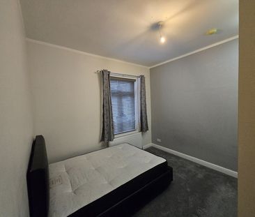 Room in a Shared House, South Road Avenue, B18 - Photo 4