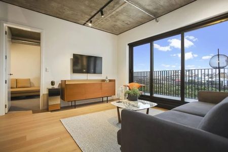 Spacious 2-Bedroom, 2-Bathroom Apartment in Eden Terrace – $820 per Week - Photo 5