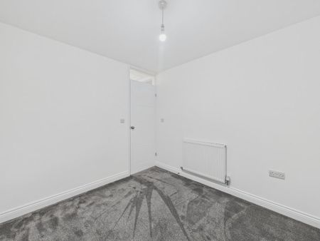 2 bedroom semi-detached bungalow to rent - Photo 5