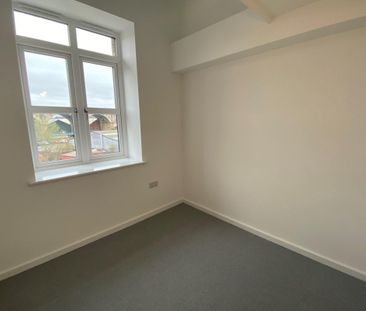 Kirkstall Road - Photo 2